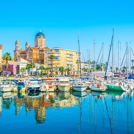 Lägenhet Joli 65m2 Piscine Parking Saint-Raphaël