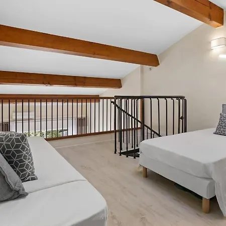 Apartament Joli 65m2 Piscine Parking