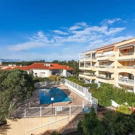 Joli 65m2 Piscine Parking 아파트 *